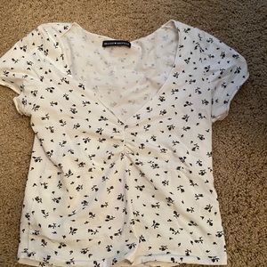 Brandy Melville crop top